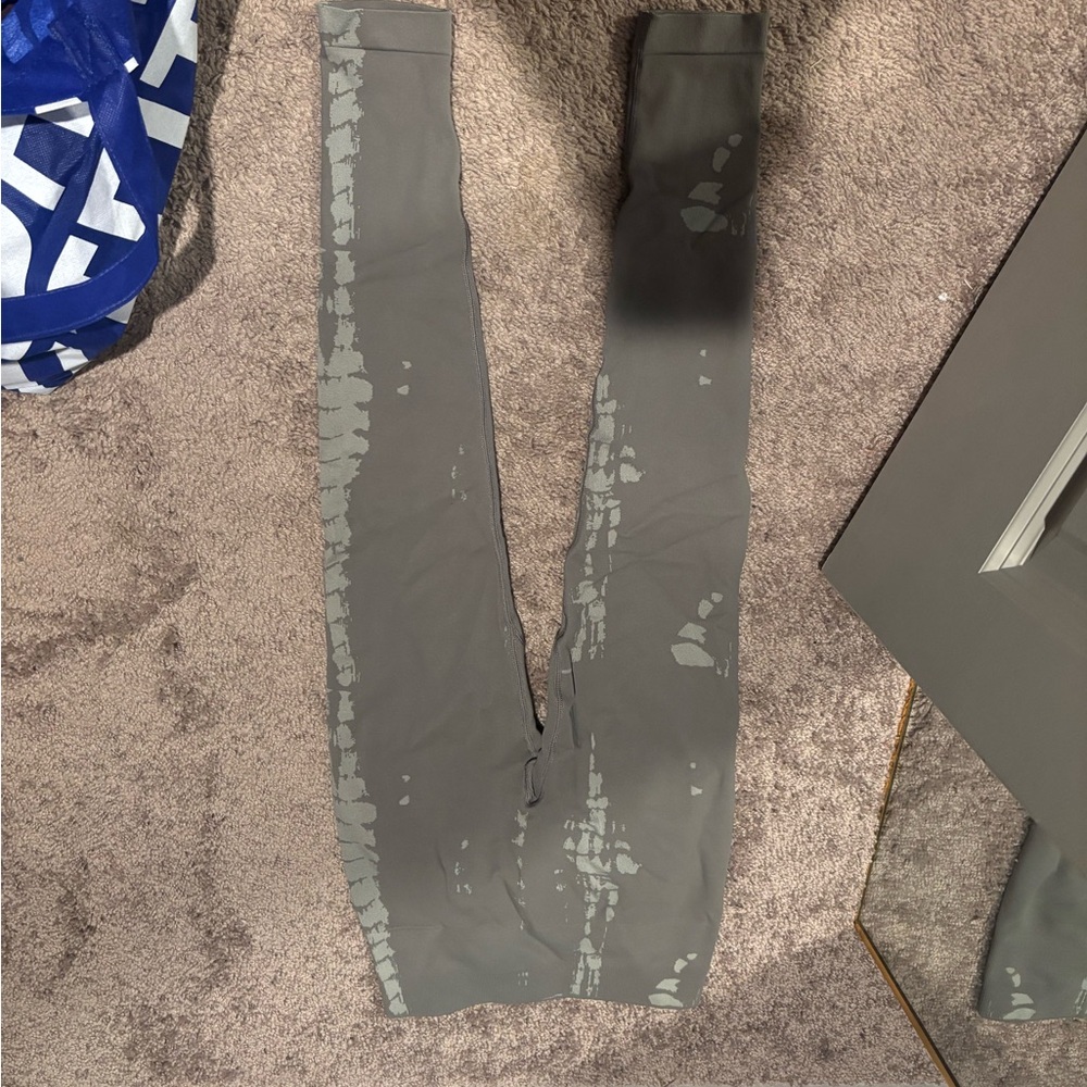 New aurola leggings